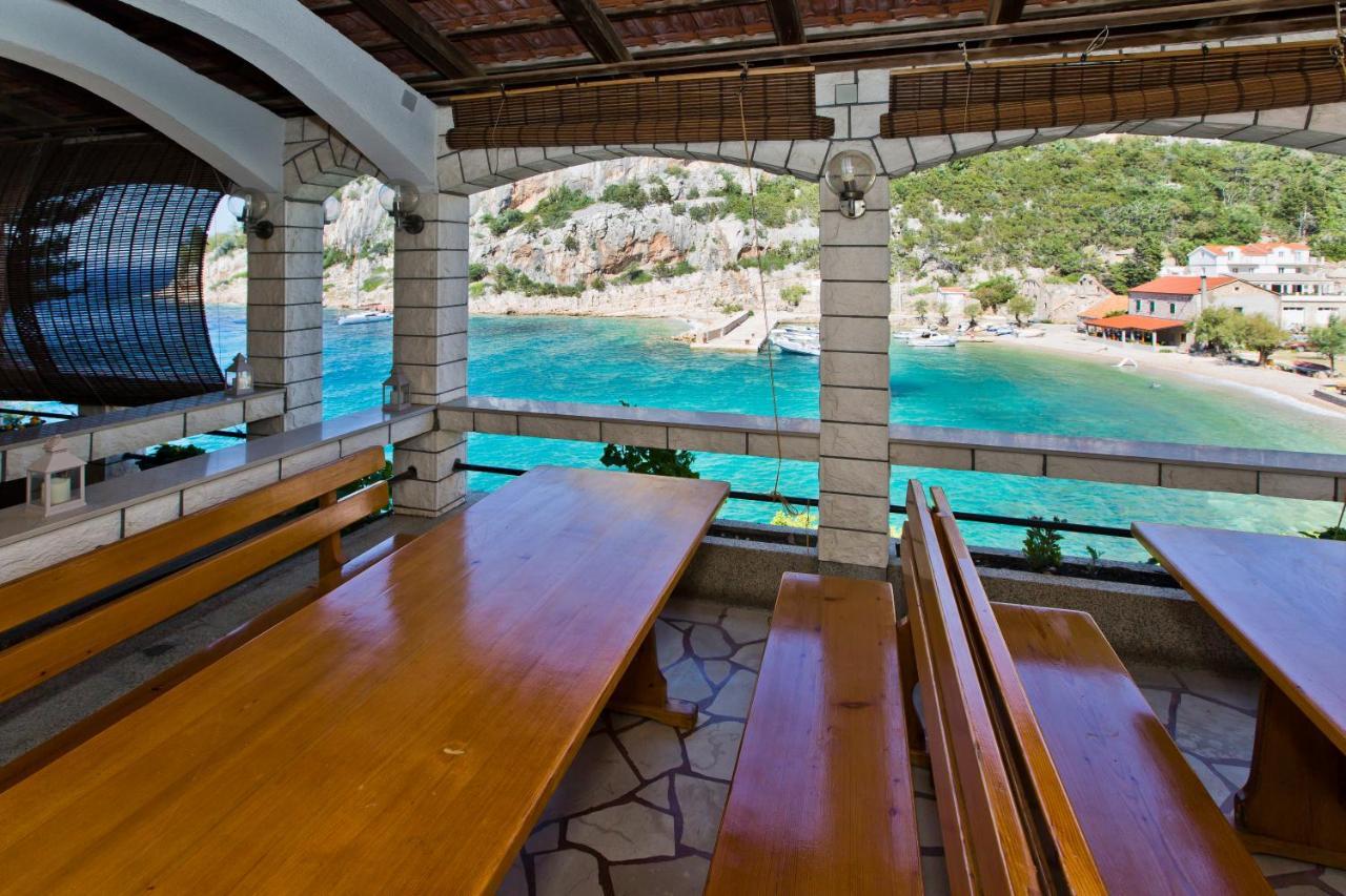 Villa Mateljan Zastražišće Εξωτερικό φωτογραφία